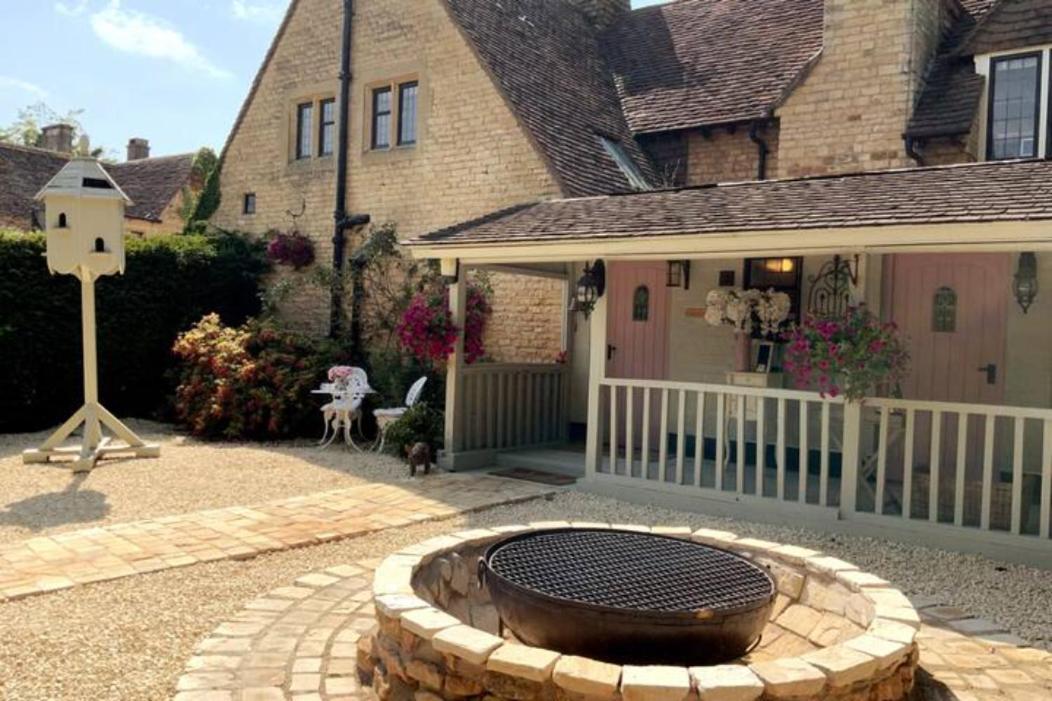 Piglet Lodge Pebworth Ngoại thất bức ảnh